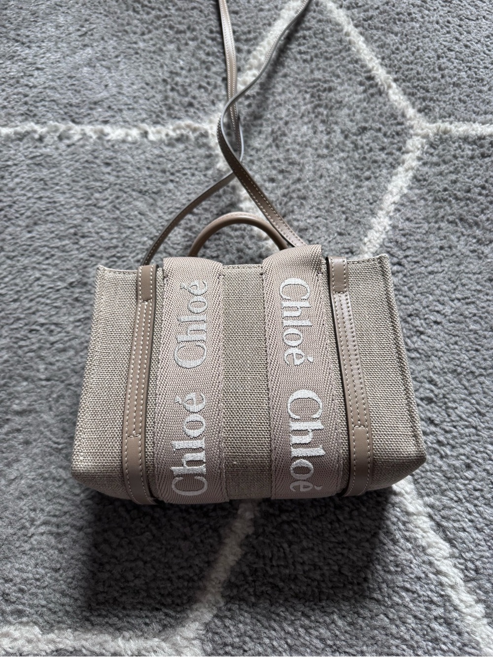 Chloe Mini Woody Tote Boyish Brown Beige - Picture 5 of 16